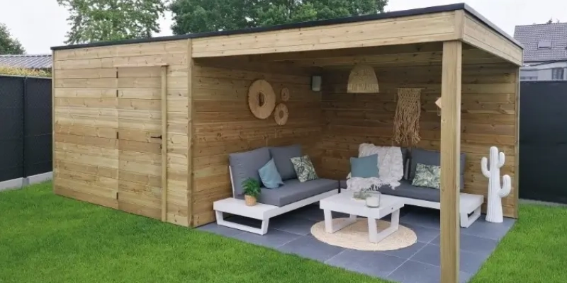 Een tuinhuis met overkapping of een tuinhuis met lounge: genieten!