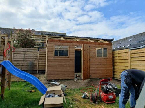 Tuinhuizen geleverd en geplaatst door De Cock